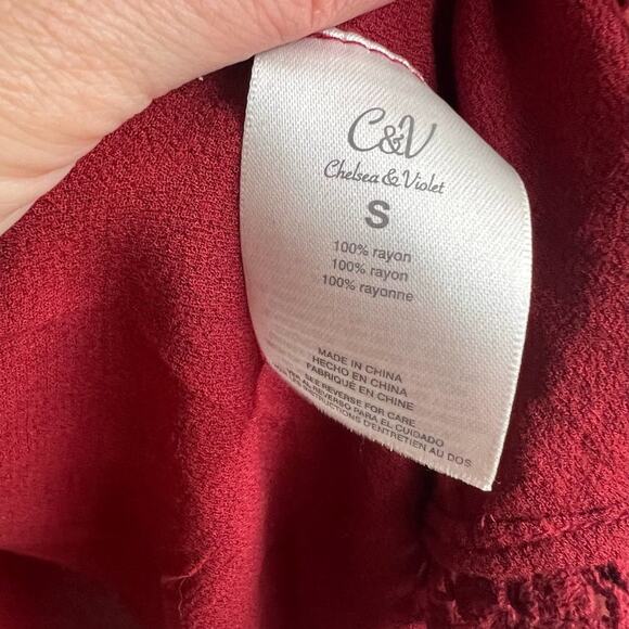 C & V Chelsea & Violet Maroon boho bell ruffle sleeve Size Small - Picture 6 of 7